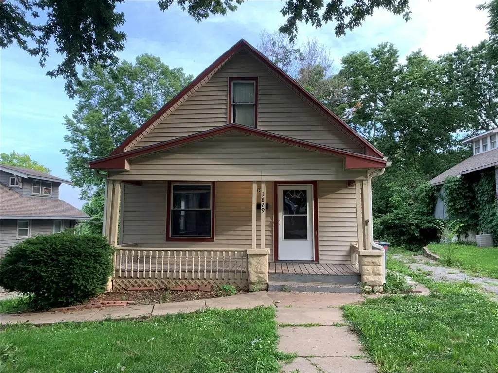 1829 Oakland Avenue, Kansas City, KS 66102 - #1