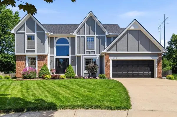 12316 Wedd Street, Overland Park, KS 66213