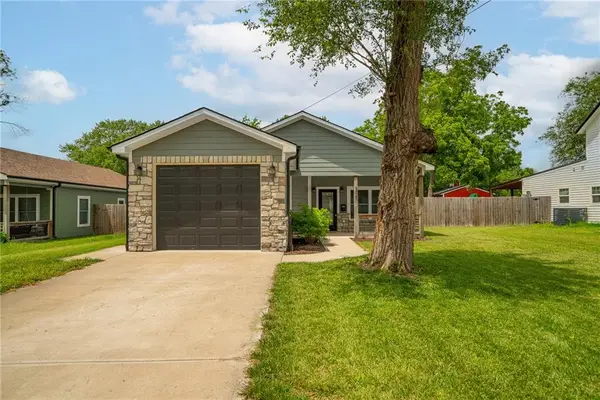 606 Retan Avenue, Osawatomie, KS 66064