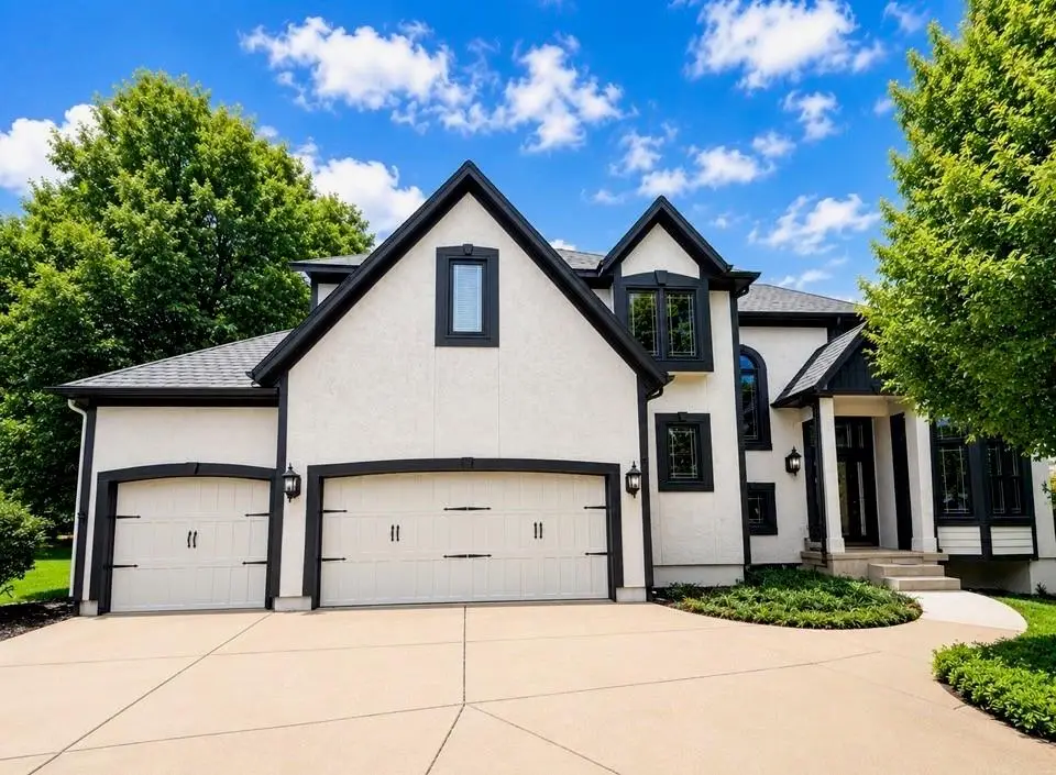 10820 S Cedar Niles Boulevard, Olathe, KS 66061 - #1