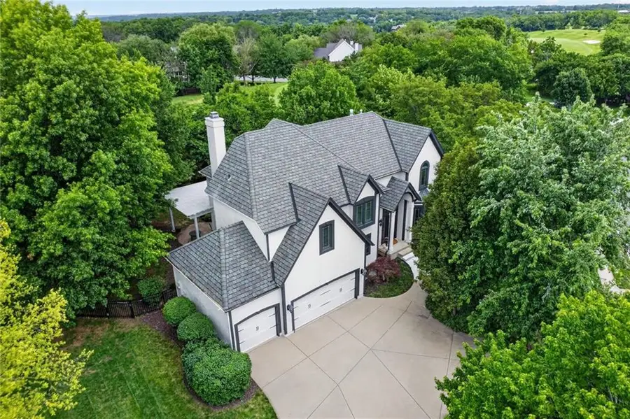 10820 S Cedar Niles Boulevard, Olathe, KS 66061 - #3