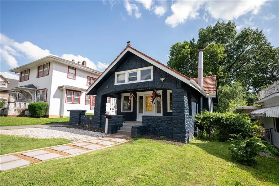 1105 Laurel Avenue, Kansas City, KS 66104 - #2