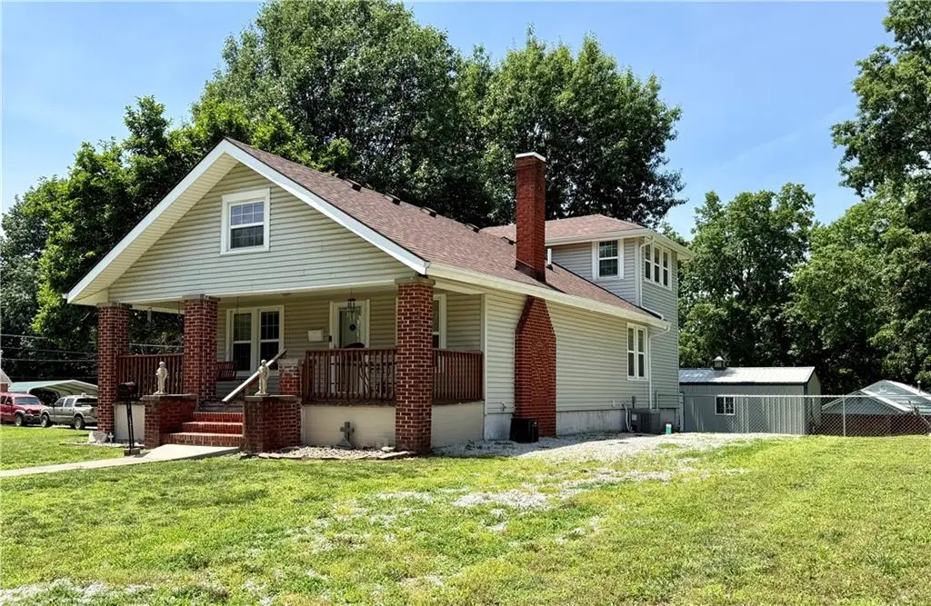 410 S Institute Street, Richmond, MO 64085 - #1