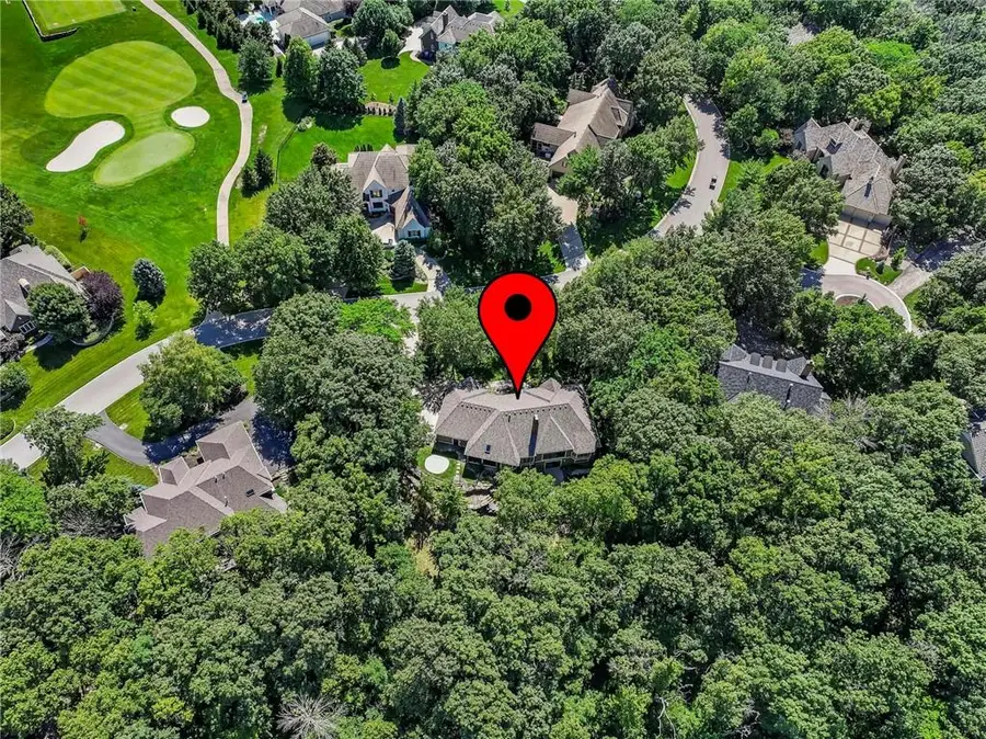 180 E Loch Lloyd Parkway, Loch Lloyd, MO 64012 - #2