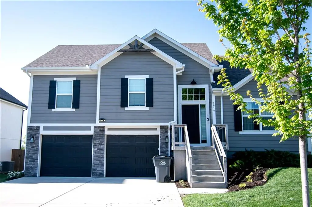 3919 Valley Forge Drive, Blue Springs, MO 64014 - #1