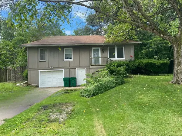 814 S High Street, Butler, MO 64730