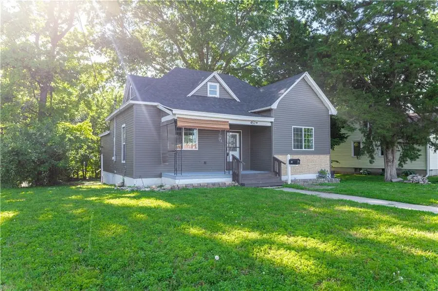 457 S Lyon Avenue, Marshall, MO 65340 - #2
