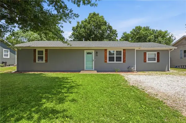 505 N Olive Street, Holden, MO 64040
