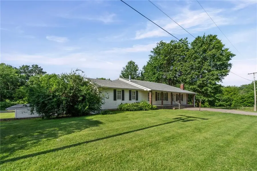 503 Hallar Avenue, Gower, MO 64454 - #3