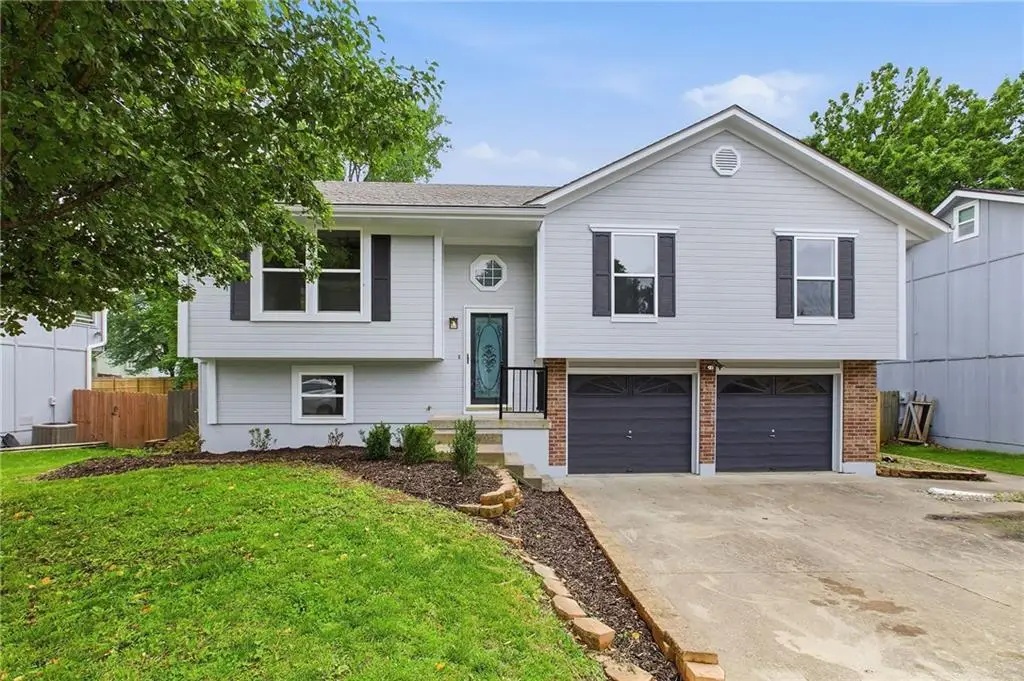 1130 SW Eastman Court, Blue Springs, MO 64015 - #1