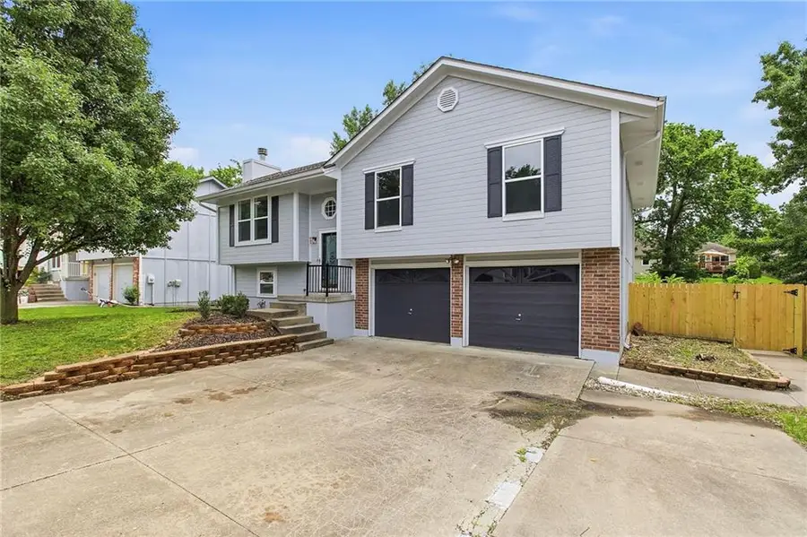 1130 SW Eastman Court, Blue Springs, MO 64015 - #2