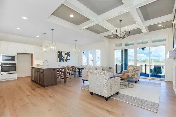 15837 Buena Vista Street, Overland Park, KS 66224