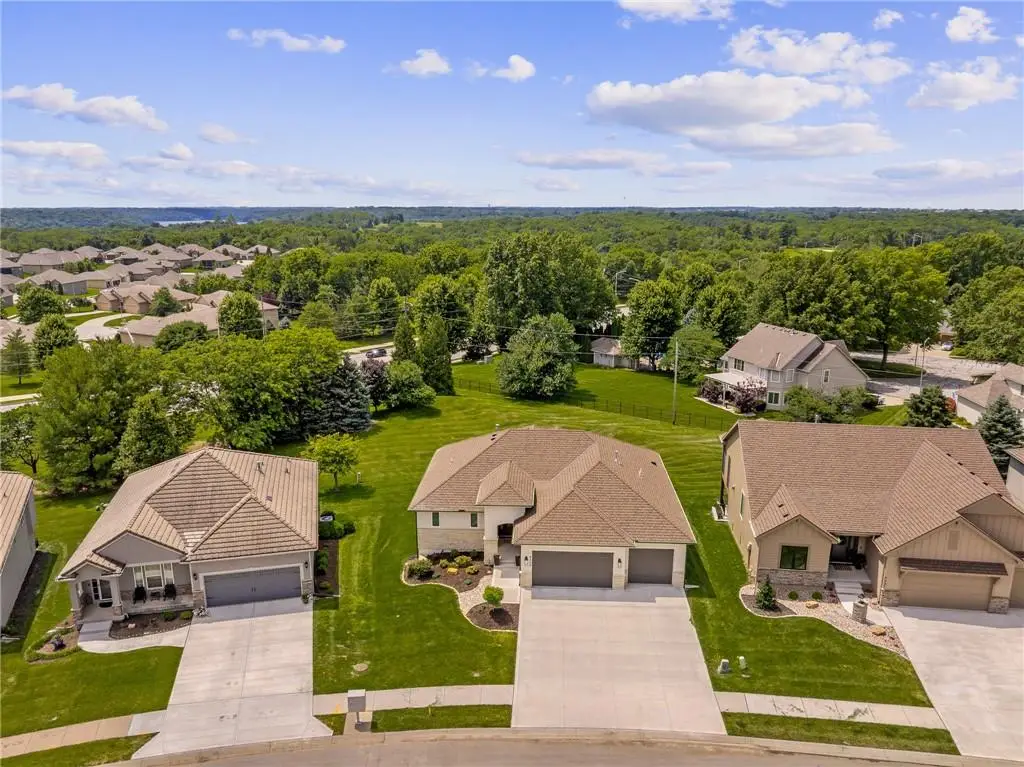 4209 NE Hideaway Drive, Lees Summit, MO 64064 - #1