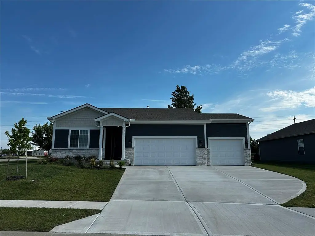 309 SW Hawthorne Court, Blue Springs, MO 64014 - #1