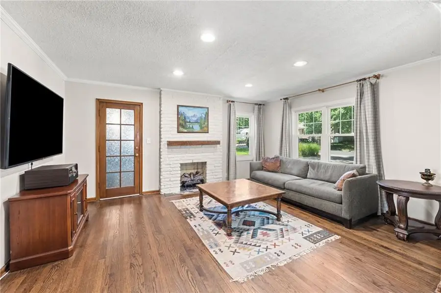 5147 Nall Avenue, Roeland Park, KS 66202 - #3