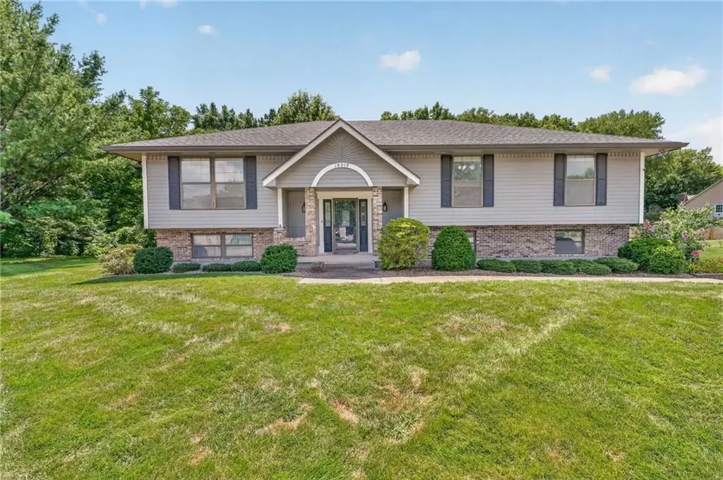 19019 E Ringo Circle, Independence, MO 64057 - #1