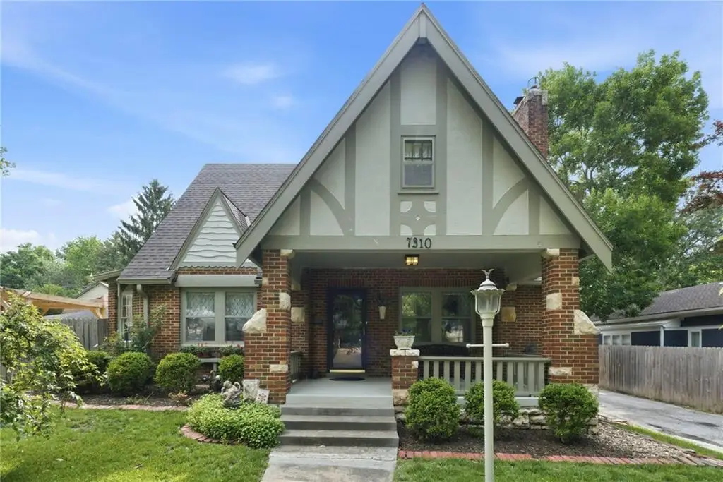 7310 Mercier Street, Kansas City, MO 64114 - #1