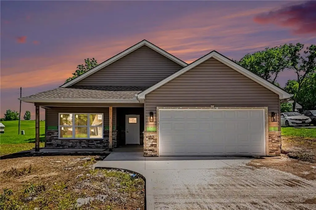 1007 Moore Drive, Plattsburg, MO 64477 - #1