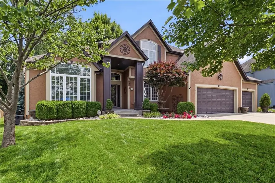 225 Misty Meadow Drive, Lees Summit, MO 64064 - #2