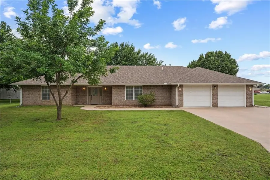 1006 S Ridgeway Street, Caney, KS 67333 - #3