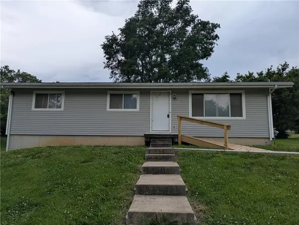 1115 3rd Avenue E, Horton, KS 66439