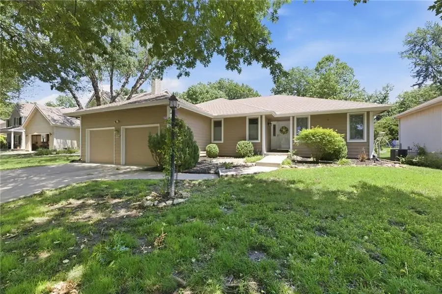 904 Joseph Drive, Lawrence, KS 66049 - #2