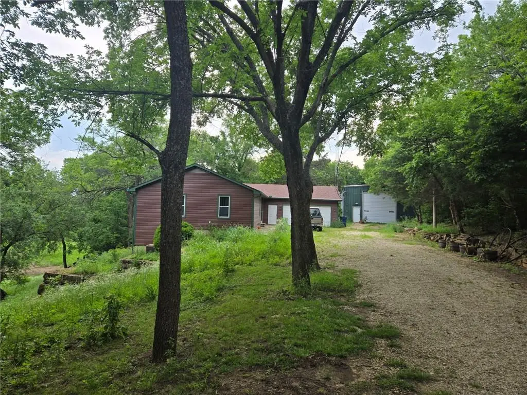1619 E 318th Road, Lecompton, KS 66050 - #1