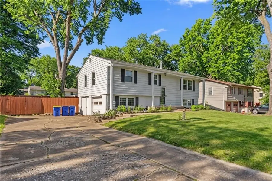 11709 E 77th Terrace, Raytown, MO 64138 - #2