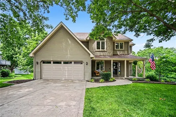 632 Taylor Drive, Liberty, MO 64068