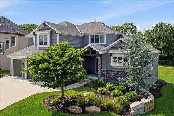9603 W 152nd Terrace, Overland Park, KS 66221