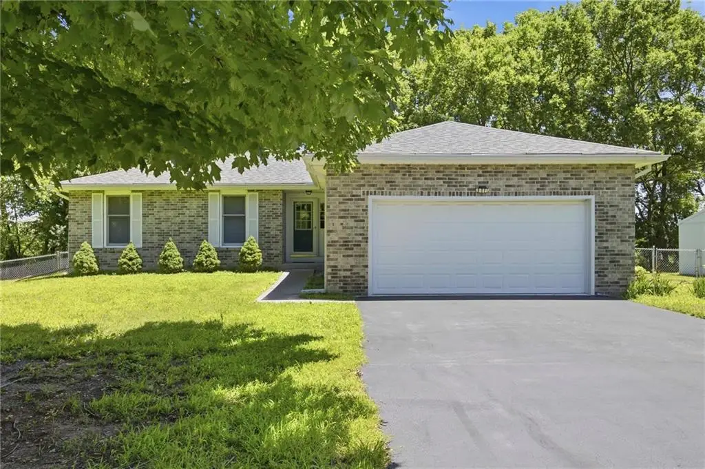 31901 S State Route T Highway, Garden City, MO 64747 - #1