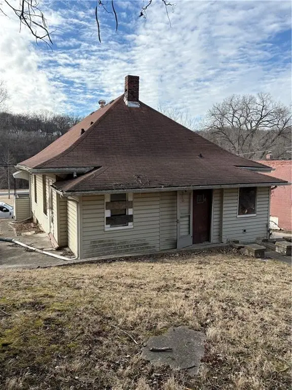 643 N Main Street, Excelsior Springs, MO 64024 - #3