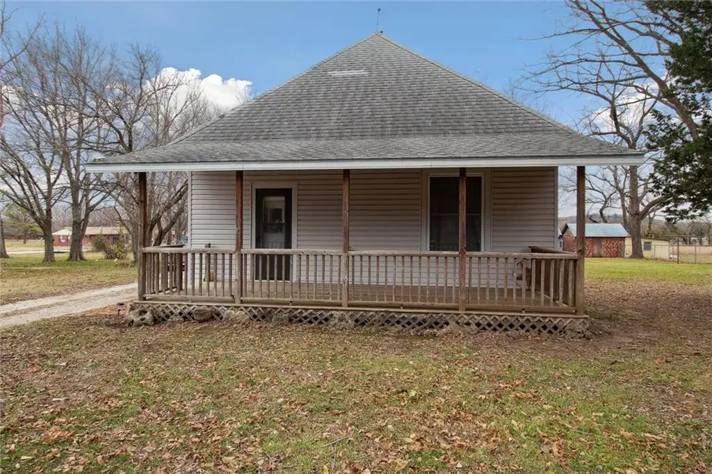 350 W Mound Road, Fredonia, KS 66736 - #1