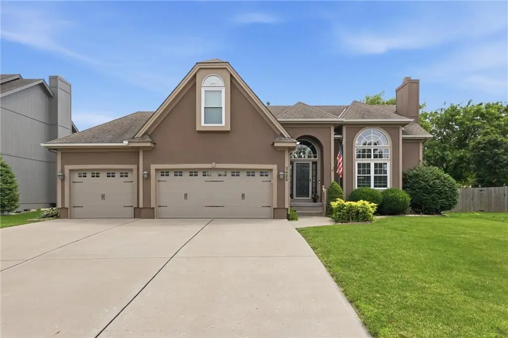 1425 SW 44th Street, Lees Summit, MO 64082 - #1