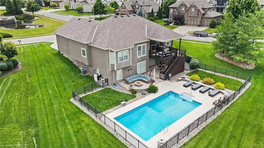 2910 NE 102nd Terrace, Kansas City, MO 64155 - #2