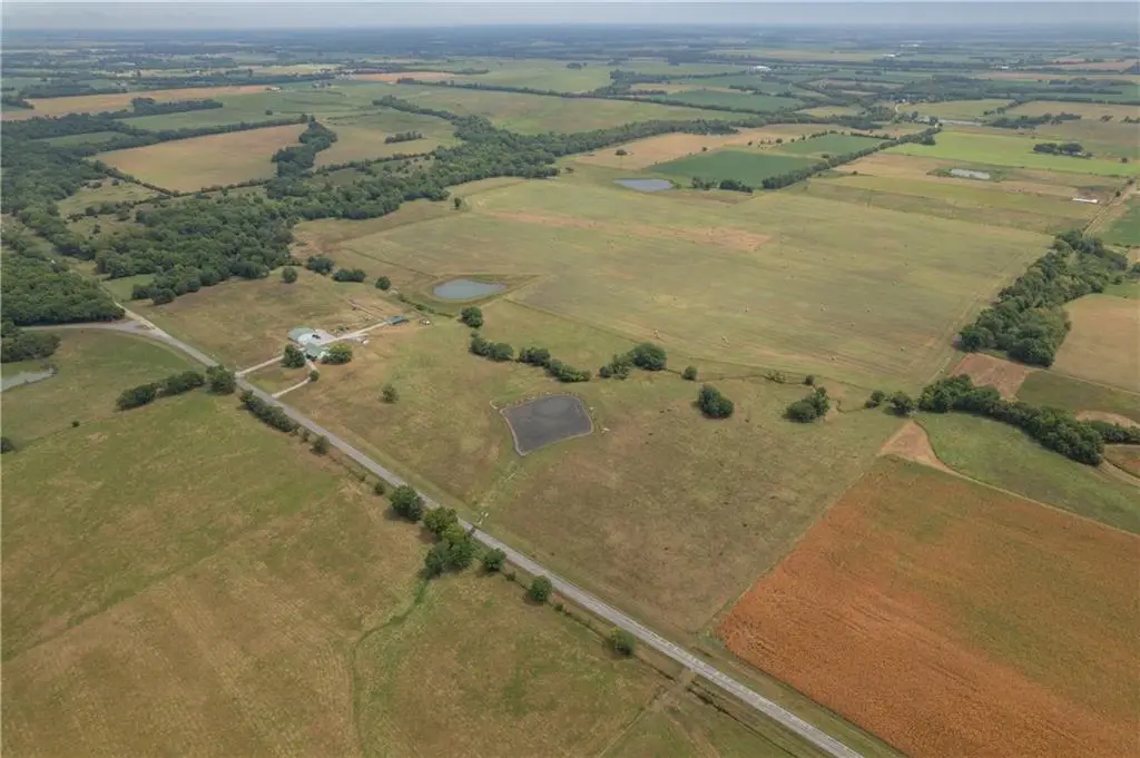 674 V Highway, Lamar, MO 64759 - #1