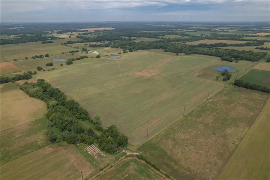 674 V Highway, Lamar, MO 64759 - #2