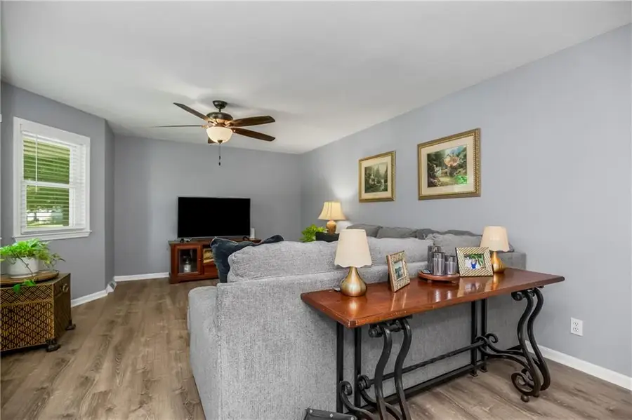 105 Continental Drive, Lansing, KS 66043 - #3