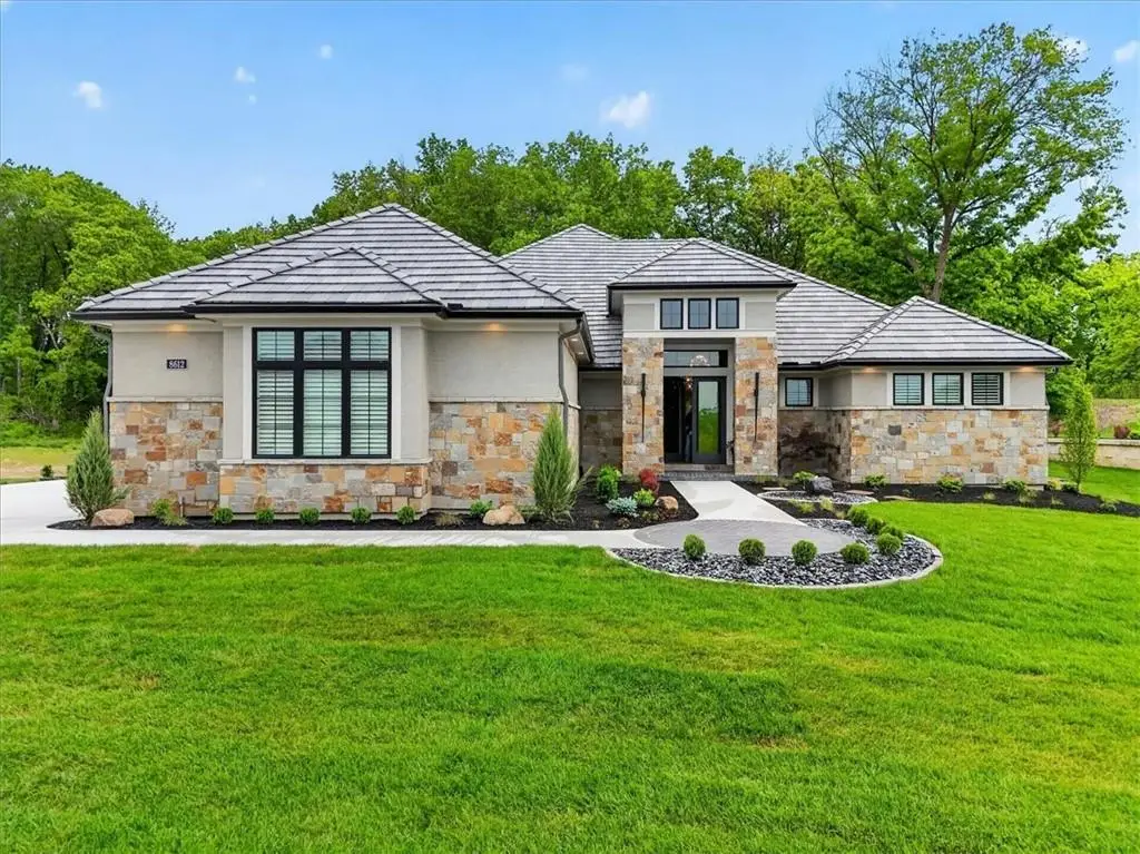 8612 Westridge Court, Parkville, MO 64152 - #1