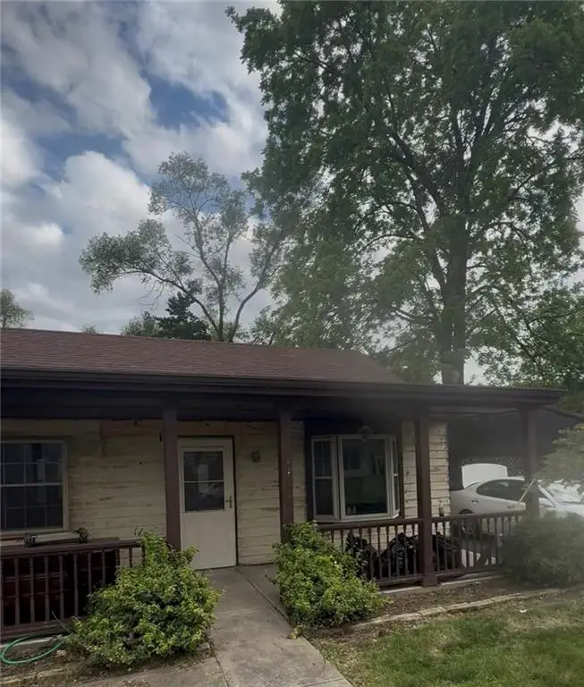 5009 Woodend Avenue, Kansas City, KS 66106 - #1