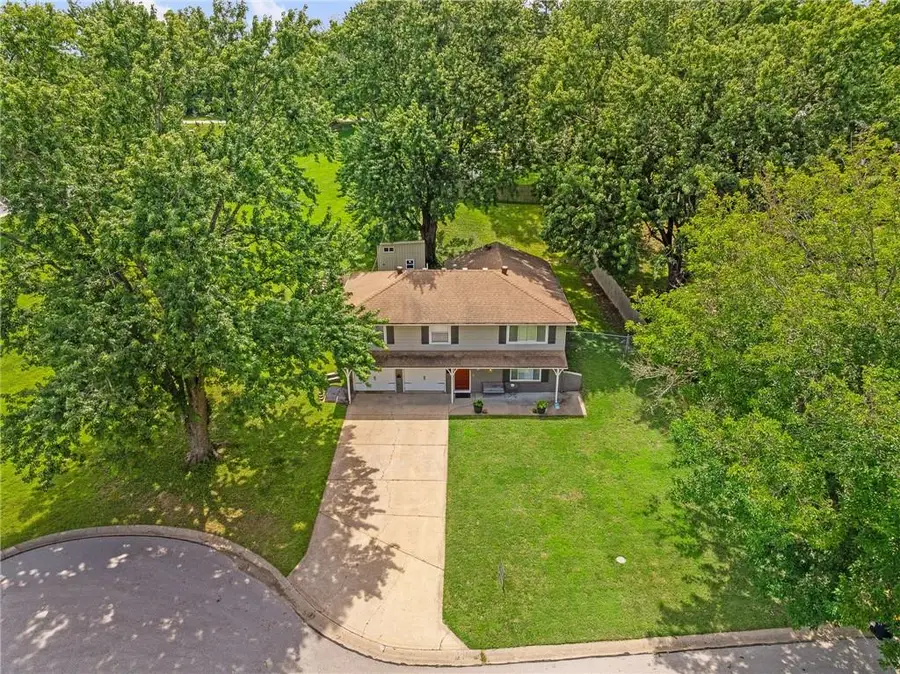 3830 N Denver Court, Kansas City, MO 64117 - #3