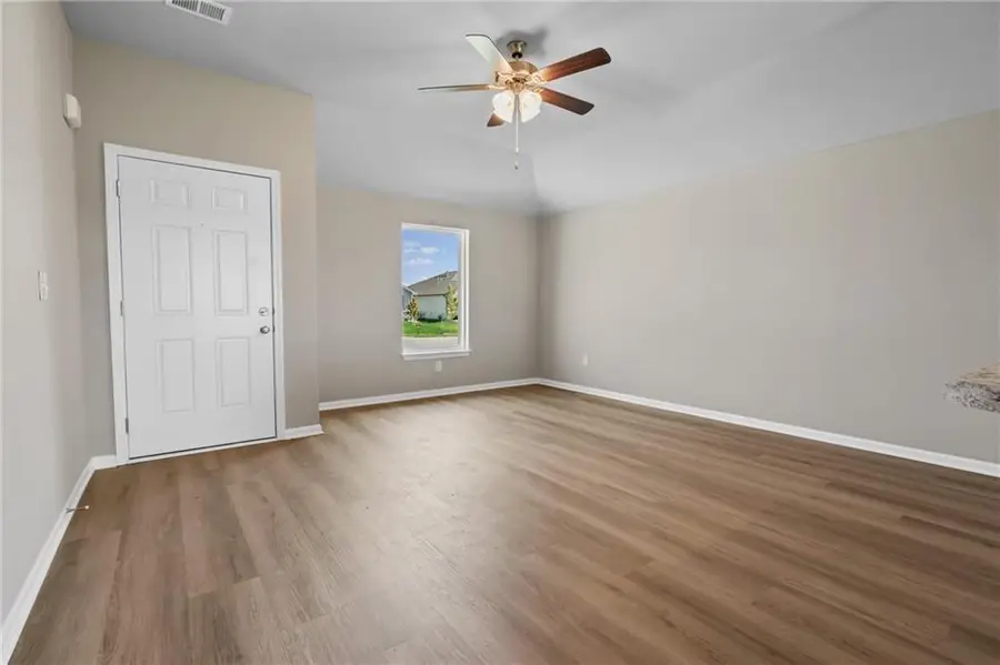 20247 W 195th Street, Spring Hill, KS 66083 - #2