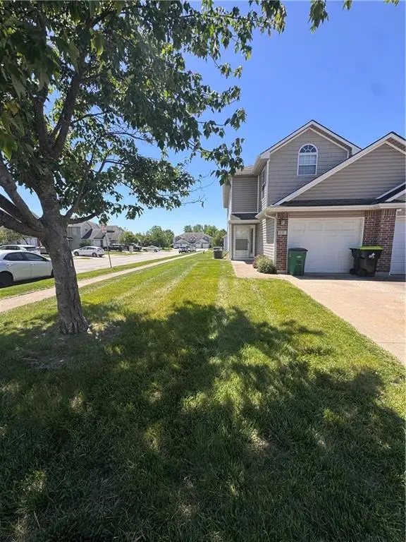 810-816 SW Peach Tree Lane, Blue Springs, MO 64064 - #1