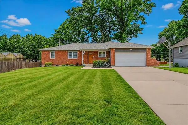 11203 W 71st Street, Shawnee, KS 66203