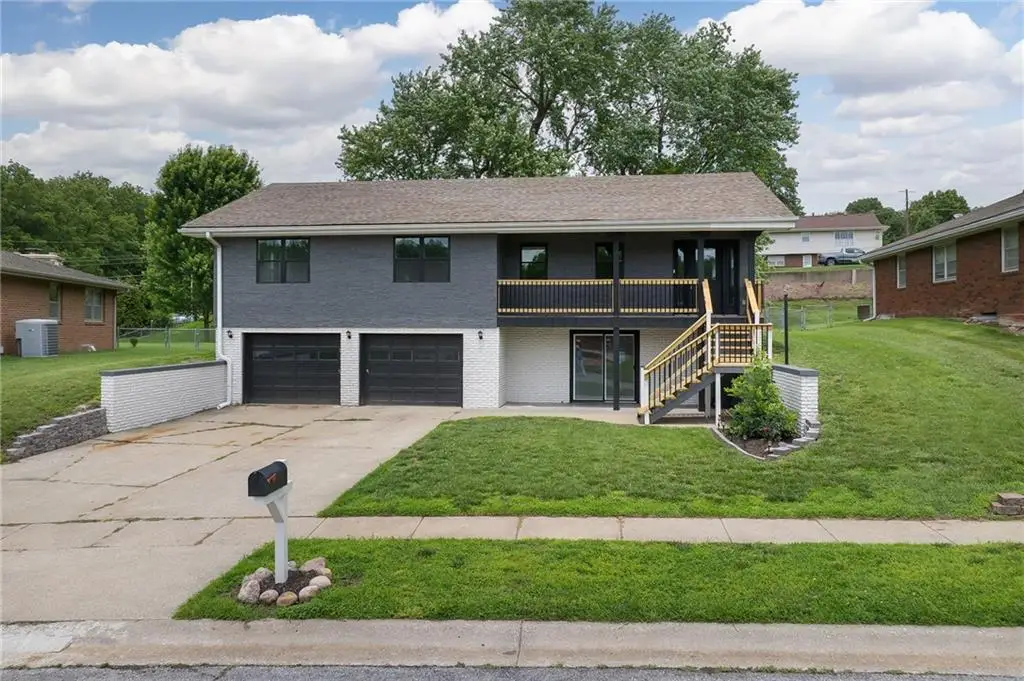 1905 Rosewood Terrace, Saint Joseph, MO 64503 - #1
