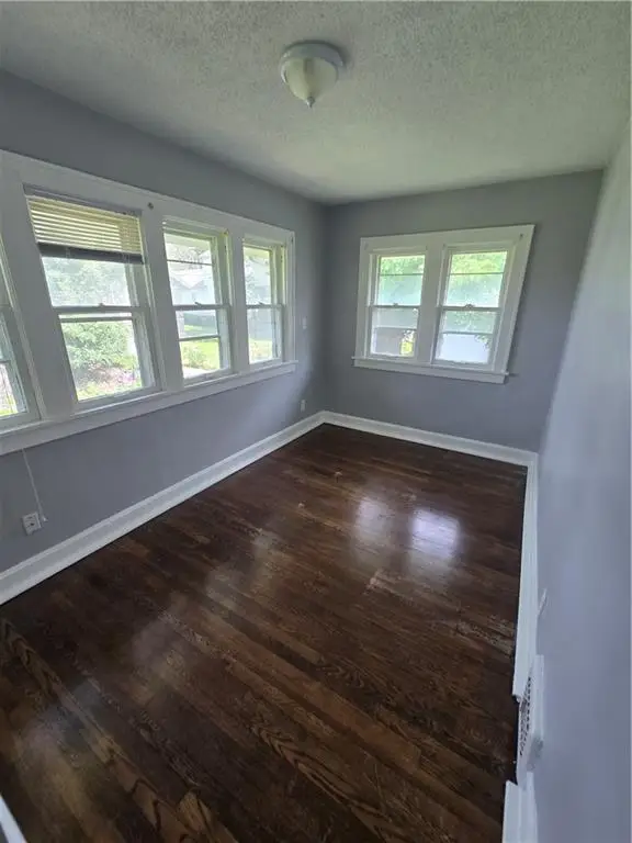 5341 Wayne Avenue, Kansas City, MO 64110 - #3