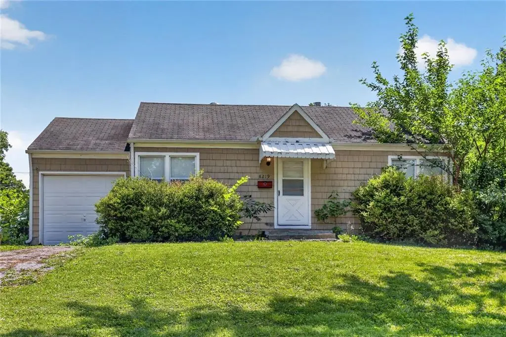 8219 Woodward Street, Overland Park, KS 66204 - #1