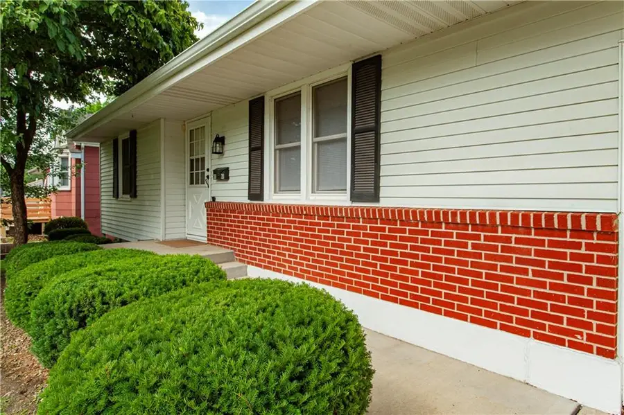 3020 S Northern Boulevard, Independence, MO 64052 - #3