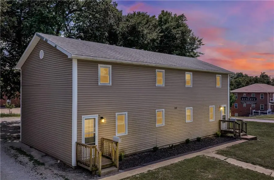 218 W South Street, Warrensburg, MO 64093 - #3