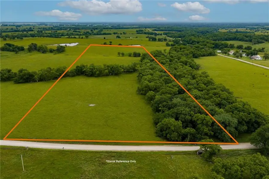 913 N 100 Road, Baldwin City, KS 66006 - #2